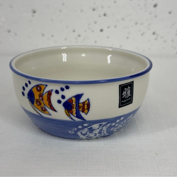 Yokohama Studio Migabi Hand Painted Fish Bowl in very good condition. 5” - Picture 1 of 13